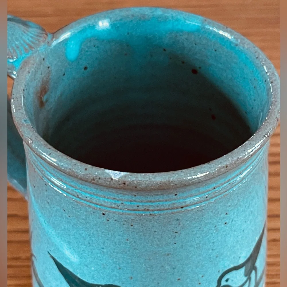 Vintage Sanibel Art Pottery Hand Painted Sandpiper made in the USA 4” H, 3.5” W - Picture 14 of 15